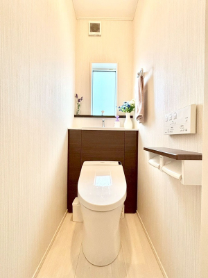 gC@gC1K2KꂼɔzuĂĂƂĂ֗łB 