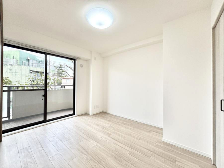 ���̑����ρ@�o���R�j�[���J�������v���X���Ă����m��  