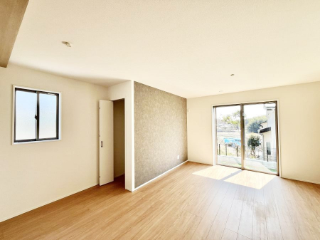 ���r���O�@�傫�ȑ����炽���Ղ�̗z���ƕ����������郊�r���O