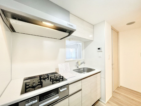 �L�b�`���@�������������I�ɁA�y�����I�V�X�e���L�b�`��