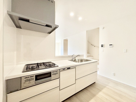 �L�b�`���@�J�E���^�[�z���Ɋy����������ׂ�B�����̂������������Ɣ��������Ȃ肻���ł��ˁB