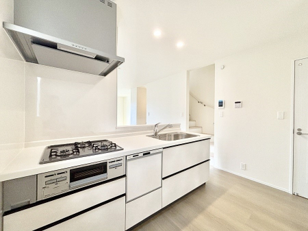 �L�b�`���@�J�E���^�[�z���Ɋy����������ׂ�B�����̂������������Ɣ��������Ȃ肻���ł��ˁB