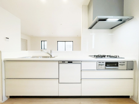 �L�b�`���@�������������I�ɁA�y�����I�V�X�e���L�b�`��