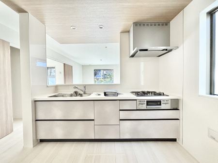 �L�b�`���@�������������I�ɁA�y�����I�V�X�e���L�b�`��  