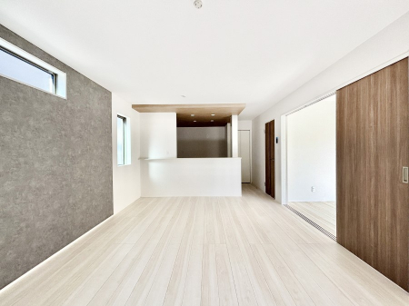 �@�}�ʂƈقȂ�ꍇ�͌�����D��