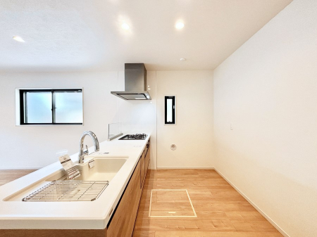 Lb`@u₩ȕʂ蔲Lb`B̂Ŗ邭Cɂ𗧂܂B