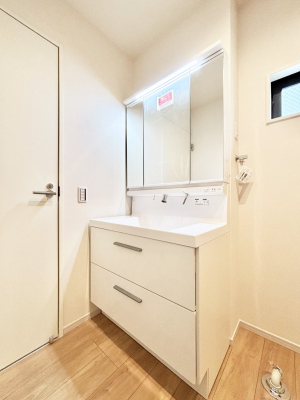 ʑEʏ@傫₷OʋŐʑ́AgȂ݃`FbN┧̂ɂ߂łB 