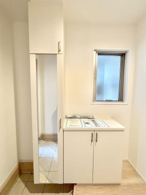 ���̑����ρ@�����Ղ���[�ł���V���[�Y�{�b�N�X�ŉƑ��S���̌C���A���ւ�������B  