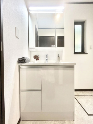 ���ʑ�E���ʏ��@���邢���ʏ��͖����̐g�x�x���y�����ł����Ⴂ�����ł��B