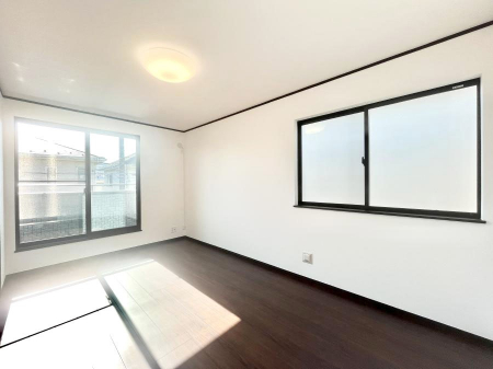 ���̑����ρ@���邢�o���R�j�[�T�C�h�ɗm����ݒu�B�ڊo�߂̗ǂ��Q���ɁB 