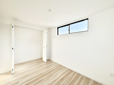 �q�������@�q�������ɂ��������߂Ȏ��[�X�y�[�X�����Ղ�̋���