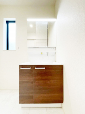 ���ʑ�E���ʏ��@���[�͂Ƌ@�\���ɗD�ꂽ���ʉ��ϑ�