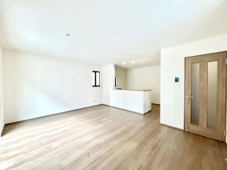 ���r���O�@�������������͋C�̂k�c�j�͉Ƒ��݂�Ȃ̉��K���  