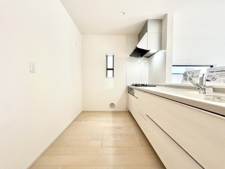 �L�b�`���@��Ƃ肠��L�b�`���ł͂��Ƒ��Ɗy�������������ł��܂��B