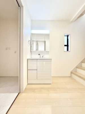 ���ʑ�E���ʏ��@�傫�����₷���O�ʋ��Ő�����������ʑ�́A�g�����Ȃ݃`�F�b�N�┧�̂������ɂ������߂ł��B 