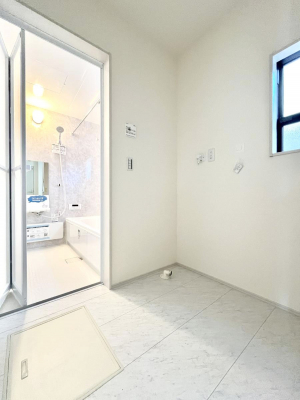 ���̑��@�g�x�x���X���[�Y�ɂ����Ȃ���E�ߏ�        