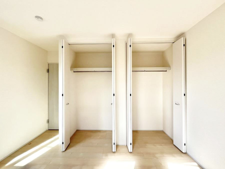 ���[�@�����Ղ�̎��[�X�y�[�X�ŉ��K�ɕ�点���� 