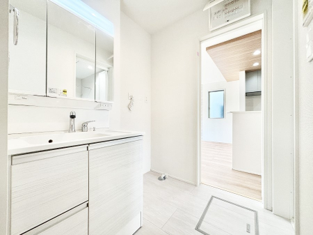 ���ʑ�E���ʏ��@�������̂�����K��Ԃł��B�����̐g�x�x���C�����ǂ����g�������܂��B 