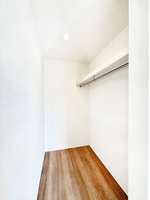 ���̑��@�ߗނ��n���K�[�Ɋ|�����܂܎��[�ł���WIC�B�ߗނ̐������ڂ����₷���ĕ֗��ł��I