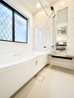 �����@����̔�����₷��؂ȃo�X�^�C���B�������Ƃ����C���y����Ŕ����Ƃ肽���ł��ˁI  