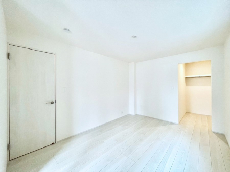 �Q���@�E�H�[�N�C���N���[�[�b�g�����邨�����B�G�߂��Ƃ̓���ւ����s�v�ŕ֗��ł��I