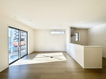 ���̑����ρ@�Ƒ������R�ƏW�܂�e���̃X�y�[�X�ɂȂ肻���@