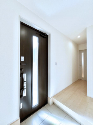 ���ց@���Ƒ��₨�q�l���C�����悭���o�}���ł��鉸�₩�ȕ��͋C�̌��ւł��B