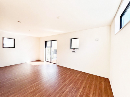 ���̑����ρ@�Ƒ������R�ƏW�܂�e���̃X�y�[�X�ɂȂ肻��