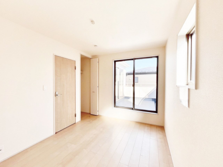 �Q���@�g���₷���`�Ńx�b�g��Ƌ�̒u�����ɂ����邱�Ƃ�����܂���B   