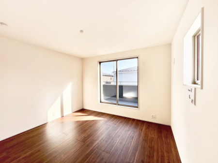 ���̑����ρ@�o���R�j�[���J�������v���X���Ă����m��