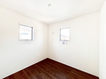 �Q���@�g���₷���`�Ńx�b�g��Ƌ�̒u�����ɂ����邱�Ƃ�����܂���B   