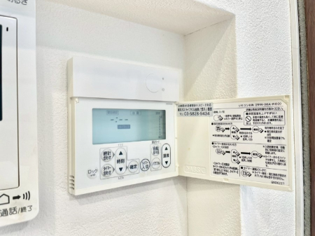 ���̑����ρ@���g�[�t���œ~���|�J�|�J�B���Ƒ��̌e���̃X�y�[�X�ɂȂ�܂��ˁB