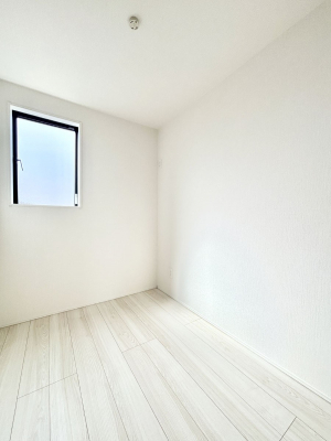 ���̑����ρ@�����Ղ�̔[�˃X�y�[�X�ŉ��K�ɕ�点����   