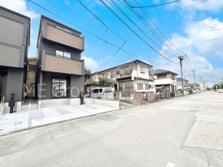 ���n�O�ώʐ^�@�O�ʓ��H�͂�����Ɛ�������Ă��܂�  