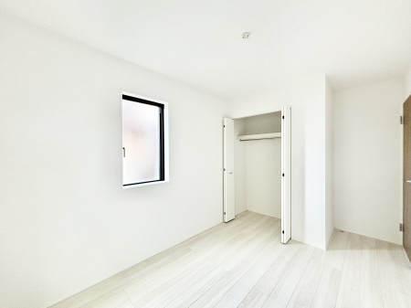 �Q���@�g���₷���`�Ńx�b�g��Ƌ�̒u�����ɂ����邱�Ƃ�����܂���B   