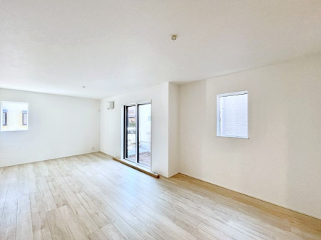 ���̑����ρ@�V���v���ȃf�U�C���Ȃ̂ŃC���e���A���l����̂��y���݂ł��ˁI