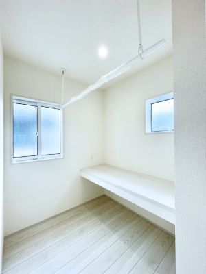 [@rÕJE^[Xy[XB[e[NXy[XȂǃACfBAőʂȎgł܂B