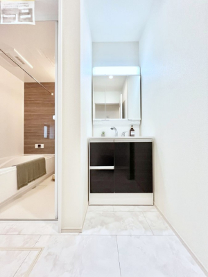 ���ʑ�E���ʏ��@�������̂�����K��Ԃł��B�����̐g�x�x���C�����ǂ����g�������܂��B 