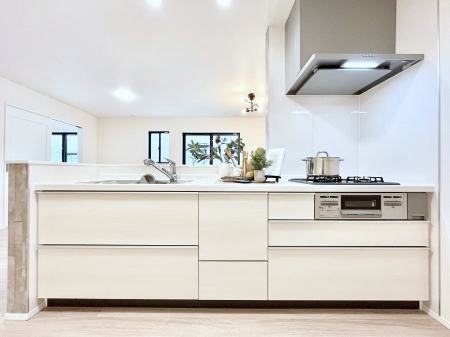 �L�b�`���@�������������I�ɁA�y�����I�V�X�e���L�b�`��  