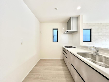 �L�b�`���@��Ƃ肠��L�b�`���ł͂��Ƒ��Ɗy�������������ł��܂��B