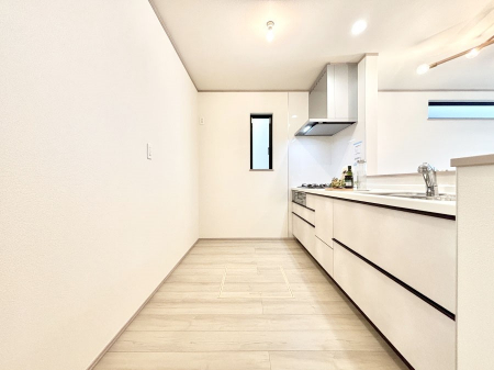 Lb`@Ƃ肠Lb`ł͂ƑƊył܂B