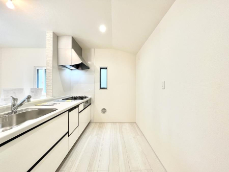 �L�b�`���@��Ƃ肠��L�b�`���ł͂��Ƒ��Ɗy�������������ł��܂��B