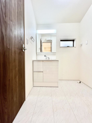 ���ʑ�E���ʏ��@�傫�����₷���O�ʋ��Ő�����������ʑ�́A�g�����Ȃ݃`�F�b�N�┧�̂������ɂ������߂ł��B 