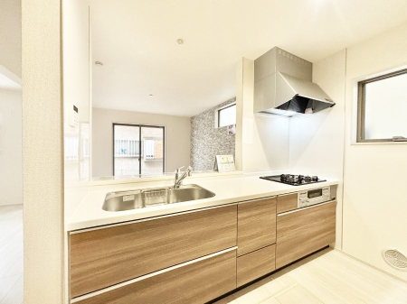 �L�b�`���@���������Ȃ��炲�Ƒ��Ƃ̉�b���y���߂�ΖʃJ�E���^�[�L�b�`��