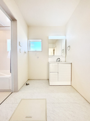 ���ʑ�E���ʏ��@���邢���ʏ��͖����̐g�x�x���y�����ł����Ⴂ�����ł��B