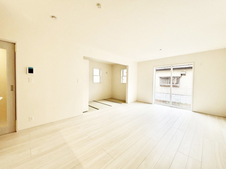 ���̑����ρ@�Ƒ������R�ƏW�܂�e���̃X�y�[�X�ɂȂ肻��