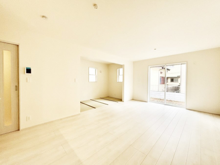 ���̑����ρ@�Ƒ������R�ƏW�܂�e���̃X�y�[�X�ɂȂ肻��