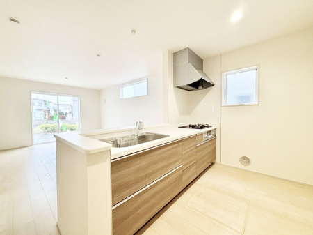 �L�b�`���@���������Ȃ��炲�Ƒ��Ƃ̉�b���y���߂�ΖʃJ�E���^�[�L�b�`��