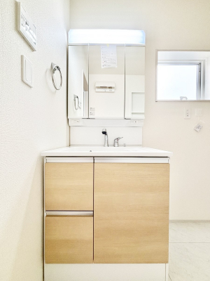 ���ʑ�E���ʏ��@���[�͂Ƌ@�\���ɗD�ꂽ���ʉ��ϑ�