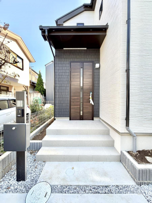 ���ց@��؂ȉƑ��A���q���o�}���錺�ցB